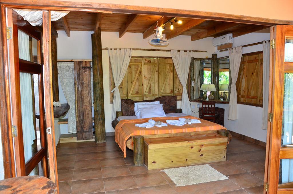 กาซ ลาดูเกอร์ เฮาส์ Bed & Breakfast ลาดิก ภายนอก รูปภาพ