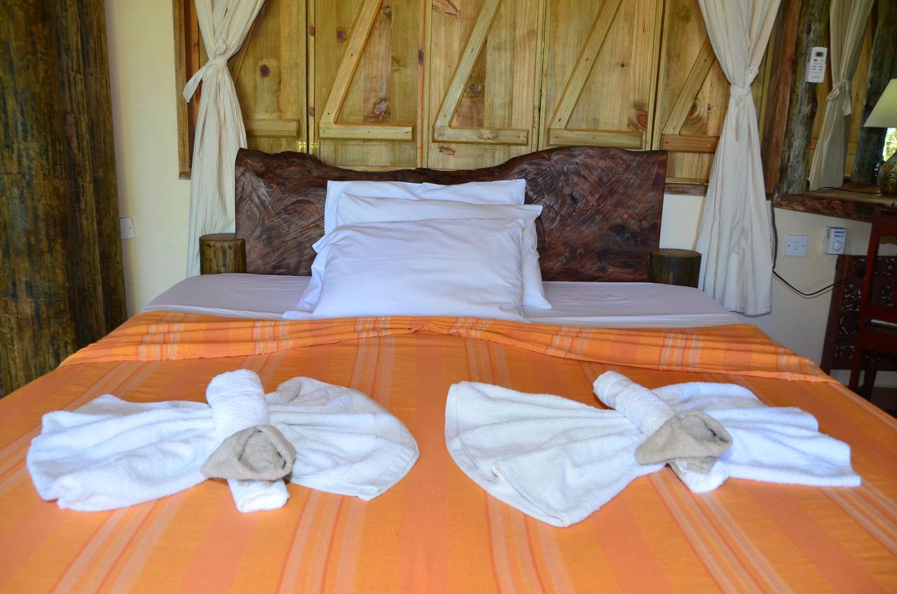 กาซ ลาดูเกอร์ เฮาส์ Bed & Breakfast ลาดิก ภายนอก รูปภาพ